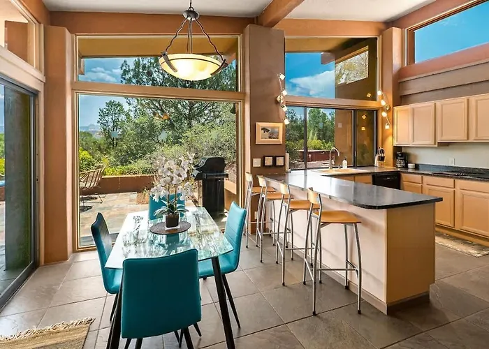 Holiday home Dreamy Design Stargaze From Hot Tub For Family *